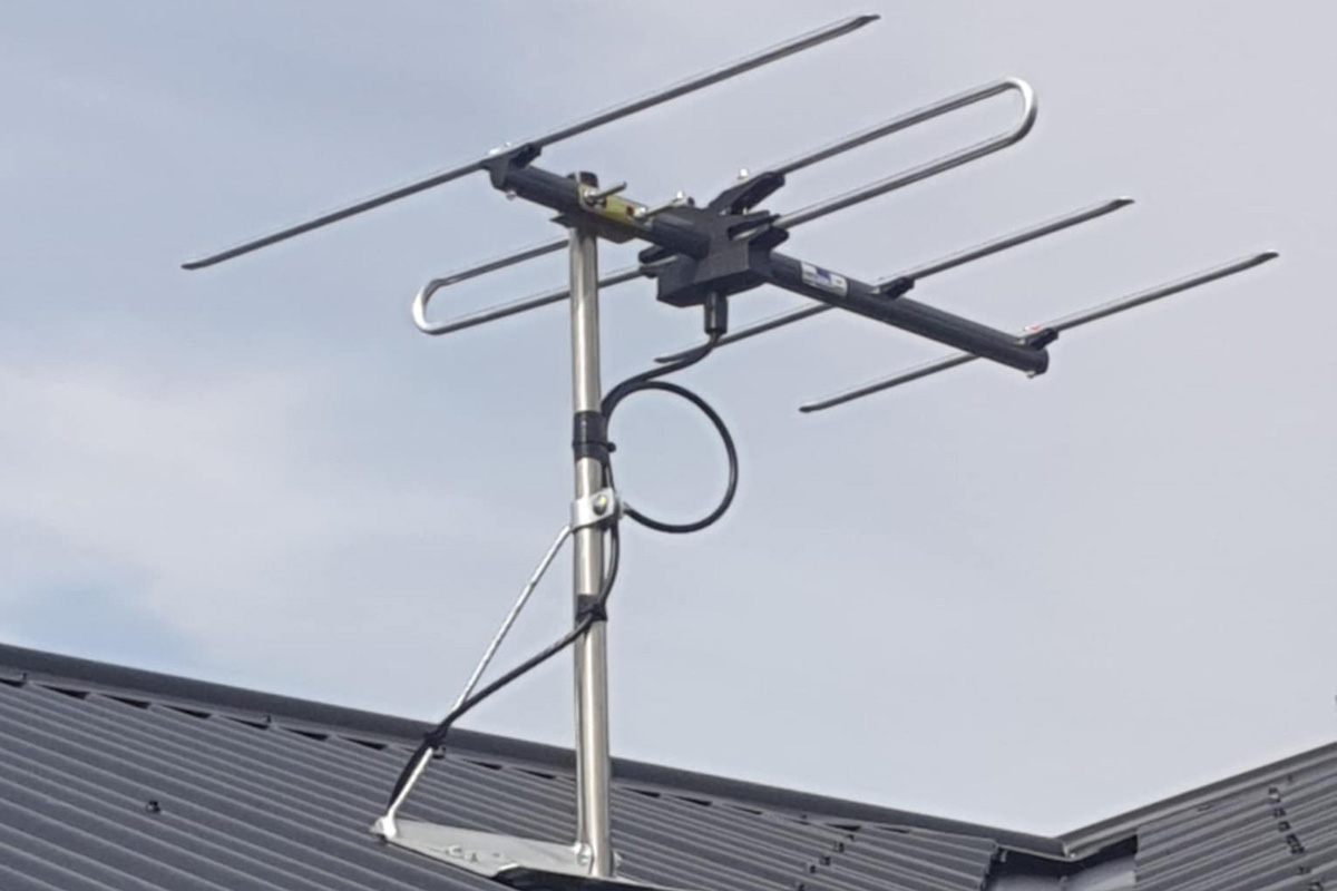 Rooftop Antenna Setup